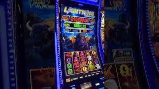 Lightning Buffalo Link slot machine has me like 😮