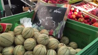 Saturday morning at the Nérac market