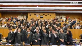 Remise de diplômes Volée 2014-2015 Executive MBA (clip lancer chapeaux)