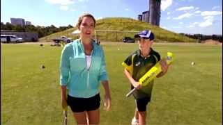 Learn to play cricket with Kids in the Park Cricket - Thunder