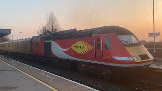 Network Rail New Measurement Train ‘Flying Banana’ arriving and departing Tamworth +horn!(24/3/2022)