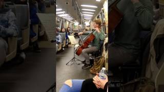 Live musician on Bart 20161228