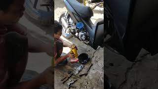 evalube pro buat 2t yaa bukan 4t #motorcycle #bengkel #story