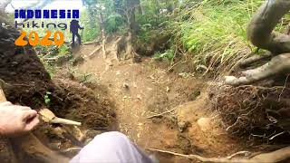 0142 S03E08 SC04 Hiking Gede Pangranggo 310721