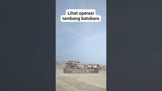 Overburden menggunakan volvo

#alatberat #tambangbatubara #areatambangbatubara #batubara #bat