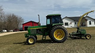 John Deere 4230 chopping stalks