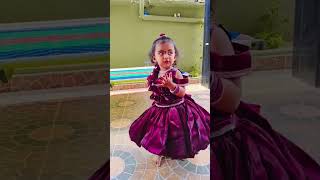 kalyani vacha vacha #trending #viral #shortvideos #shortsfeed #dance #cutebaby #vijaydevarakonda