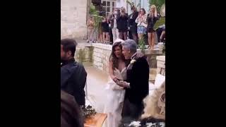 Gökçe Bahadır ve Emir Ersoy evlendi.Çiftin nikah şahidi Kenan Doğulu oldu.... 