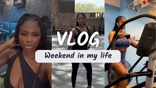 Weekend Vlog | gym routine, model runway class + more