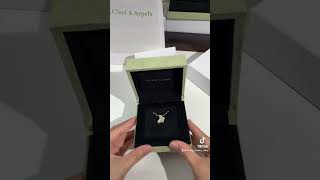 Unboxing Van Cleef Arpels Small Butterfly Necklace 18K Yellow Gold White Mother Of Pearl