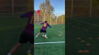 “No one can dribble like Lionel Messi” part 2