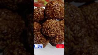 Til gud ke ladoo recipe😋तिल गुड़ के लड्डू esay and healthy#shorts#tilgudladoo#viral#cooking