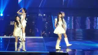 240811 #아이브 - Blue Heart @ IVE THE 1ST WORLD TOUR ~SHOW WHAT I HAVE – ENCORE~