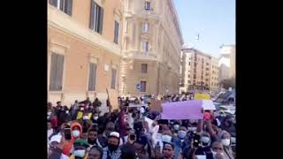 Nigerians in Italy move the Endsars protest to Nigeria Embassy in Rome Italy