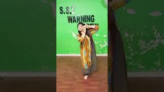 trending song #danceshorts #trendingshorts #bollywooddance #momdance #