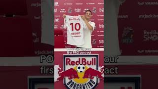 POV: SIGNING YOUR FIRST PRO CONTRACT #soccer #futebol #fussball