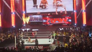 WWE MONDAY NIGHT RAW 04/08/2013 - DOLPH ZIGGLER MONEY IN THE BANK CASH IN - ENTRANCE & FINISH - LIVE