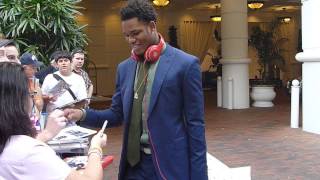 Ben McLemore, NBA Player for Sacramento Kings, signing autographs - TopSignatures.com