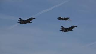 C-130 Hercules + 2x F-16 + Spitfire - Formation break-off!