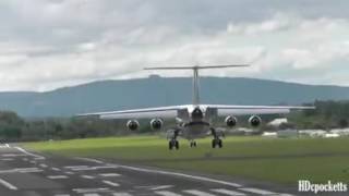 BAe 146 landing