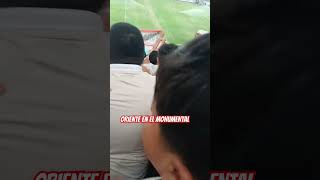 ya llego tu hinchada universitario