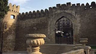 Баку, осенний день в парке/Baku, autumn day in the park