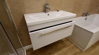 Design 600mm Gloss White Wall Hung Vanity Unit & Basin