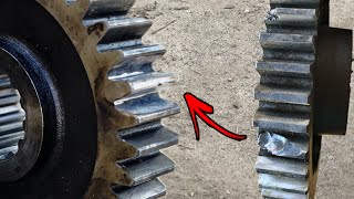 Mind Blowing Work Done by A Machinist Broken Teeth Of Heavy Gear Repaired Magnificently