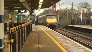 Trains at Potters Bar | 12/12/21