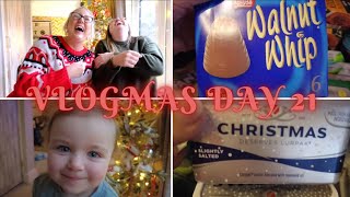 VLOGMAS DAY 21 - FOOD SHOPPING - MAKING A TRUFFLE TIN