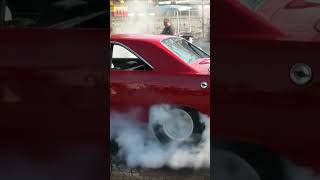 426 Hemi Mopar Muscle Cars Burnouts. Vintage Hemi Cars: Dodge Dart GT