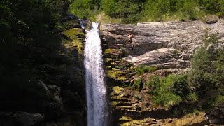 Il tuffo dalla CASCATA DEL GOLFARONE! GOPRO 🐾 Reggio Emilia