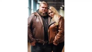 [XL] PLUS-SIZE GORGEOUS  MODEL MAN AND WOMAN LEATHER JACKET DESIGNS!