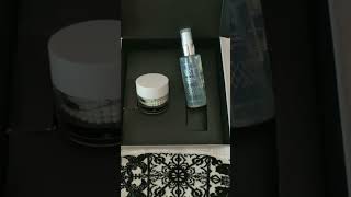 https://www.cristianlay.com/it/Set-Luxe-Caviar/p/85868?referredUserCode=288206