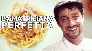 La ricetta, la storia e i segreti dell'amatriciana di Angelo Troiani. Contiene cipolla.