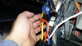 (Lincoln Navigator) Internal Fuel Pump Relay Bypass