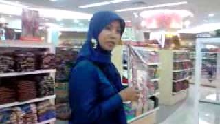 Shopping Batik