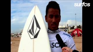 Carlos Muñoz avanza a octavos de final del Cascais Billabong Pro