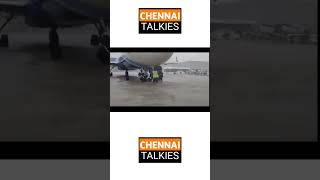 வெள்ளத்தில் மிதக்கும் சென்னை விமான நிலையம் | Chennai Talkies #shorts #airport