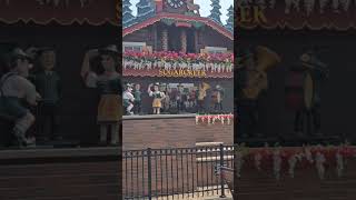 World's Largest Cuckoo Clock, Sugarcreek Ohio