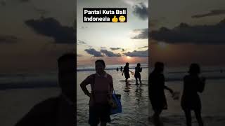 Indahnya pantai Kuta Bali Indonesia 👍😀