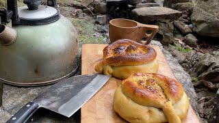 Bread bowl minced meat humberger 🥩🏕️💦🪵🔥🇮🇩 #outdoorcooking #cooking #nature #naturelovers #campfire