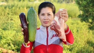 Awesome Cooking Somlor Korko Using Papaya Pork Delicious Recipe - Cook Recipes -Village Food Factory