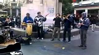 ▶ Musicos callejeros en Buenos Aires 1 3)   YouTube [360p]