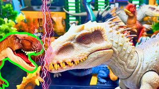 Reviewing Jurassic World Dinosaur Figures | Carnotaurus, Triceratops, Ampelosaurus, Megalosaurus