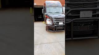 Backing Hack  #wilsonlogistics #trucking #truckingjourney #wilson #midagetrucking