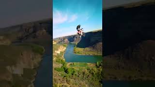 Bradley Slums MOTO BASE JUMP