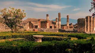 S04E06 Włochy w czasach zarazy - Neapol, Pompeje.