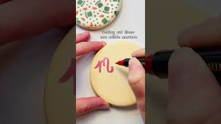 Cookie Lettering, an easy way to write on sugar cookies!