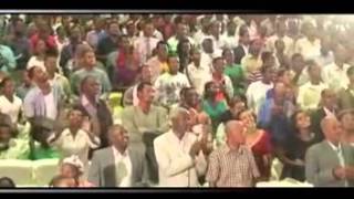 Amlaki New Yedegefegn (አምላኬ ነው የደገፈኝ) - Awtaru Kebede